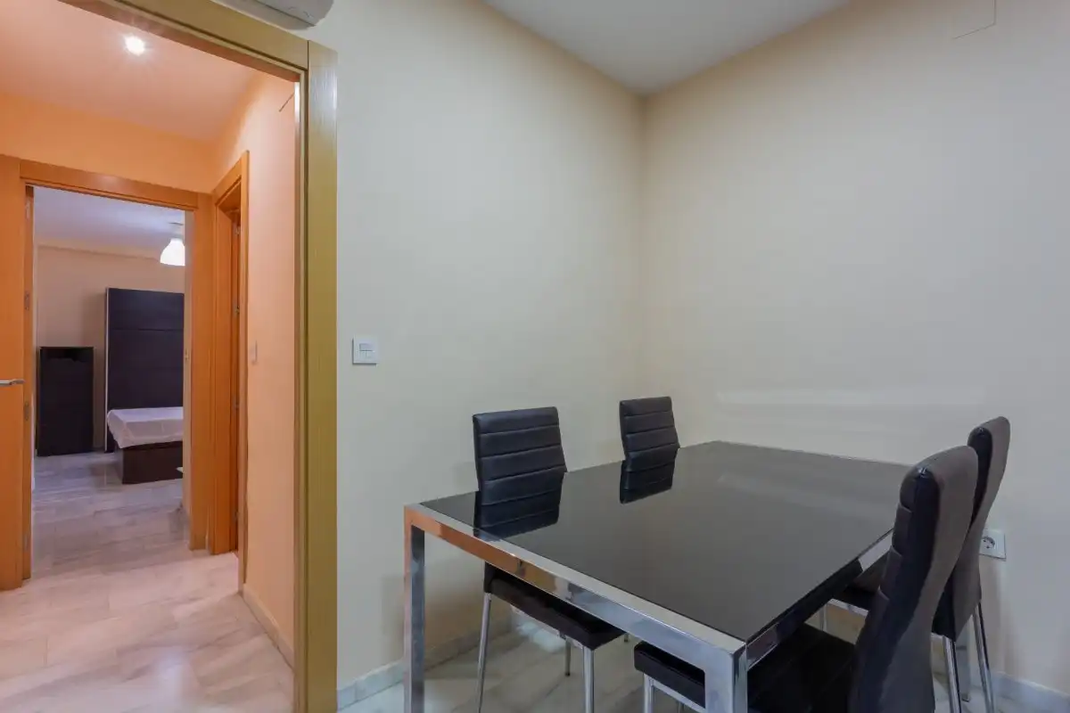 Esszimmer von Wohnung zur Miete in Granada mit Klimaanlage, Heizung und Möbliert