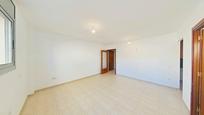 Flat for sale in Terrassa  with Heating and Oven
