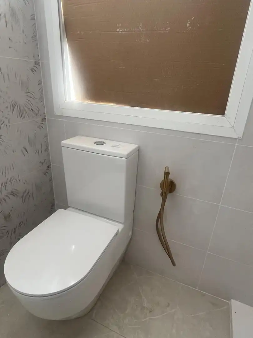 Bathroom of Flat for sale in Aldaia  with Balcony