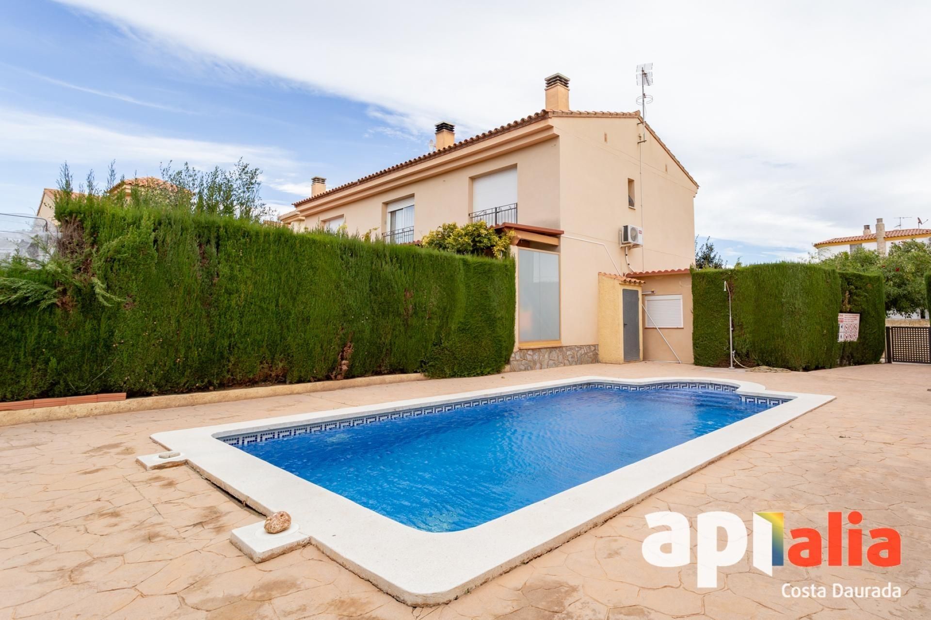 Jardí de Casa adosada en venda en Mont-roig del Camp amb Jardí privat, Terrassa i Balcó