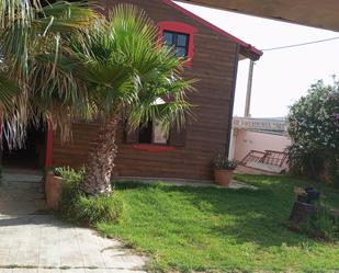 Jardí de Casa o xalet en venda en Chiclana de la Frontera amb Aire condicionat, Jardí privat i Piscina