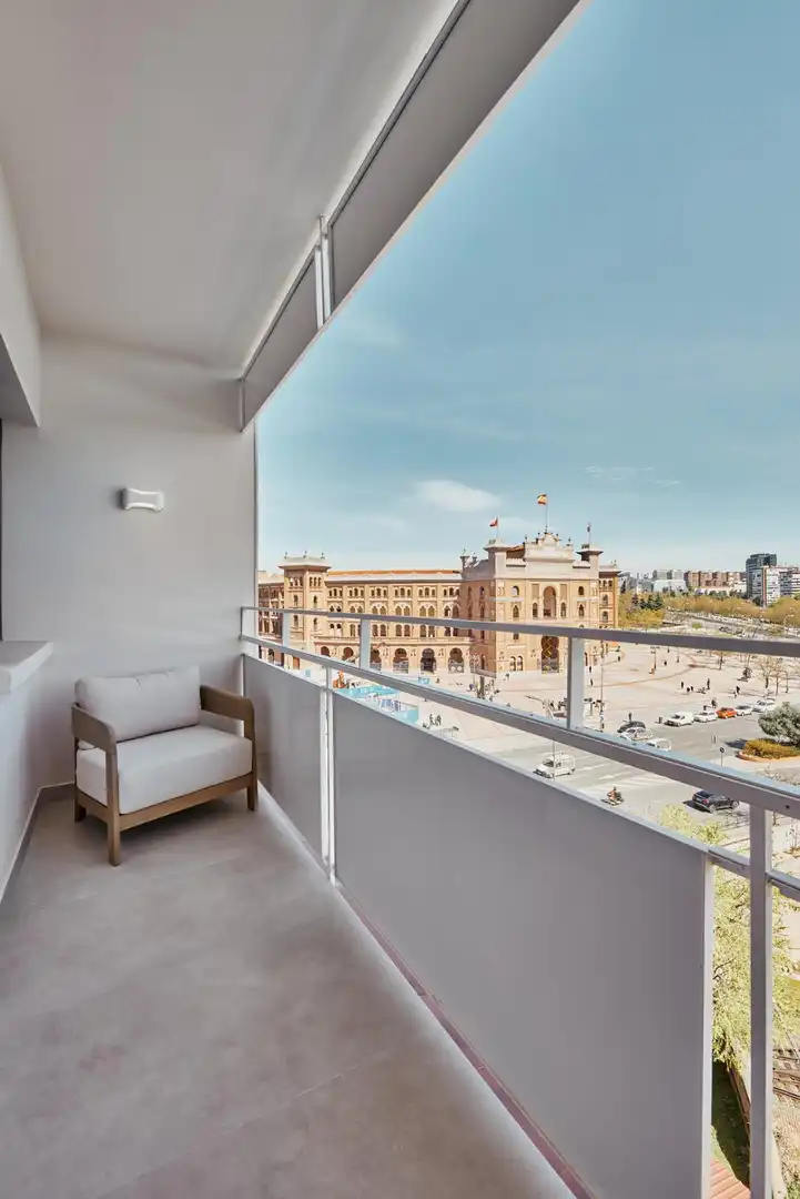 Terrassa de Apartament en venda en Madrid amb Calefacció, Terrassa i Moblat
