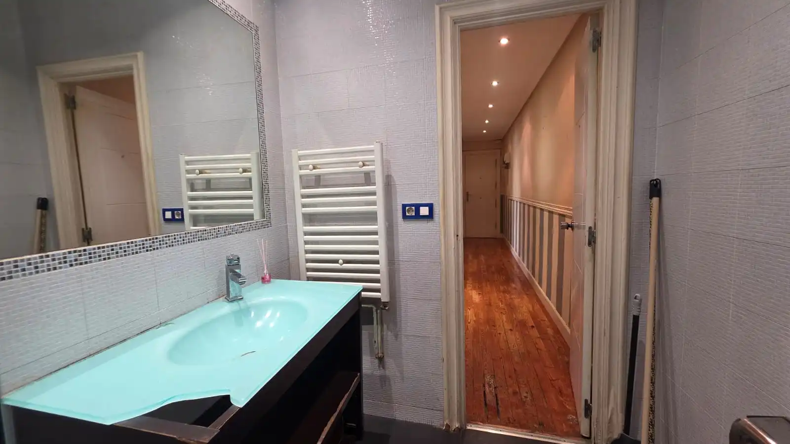 Bathroom of Flat for sale in Errekalde
