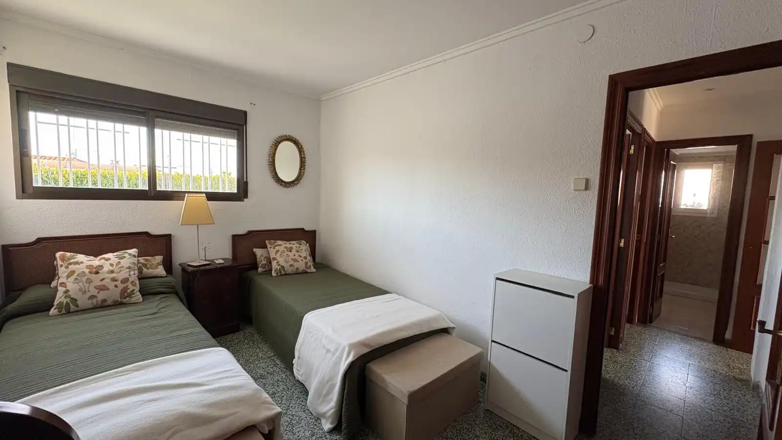 Bedroom of Houses for sale in L'Eliana  with Air Conditioner, Terrace and Storage room