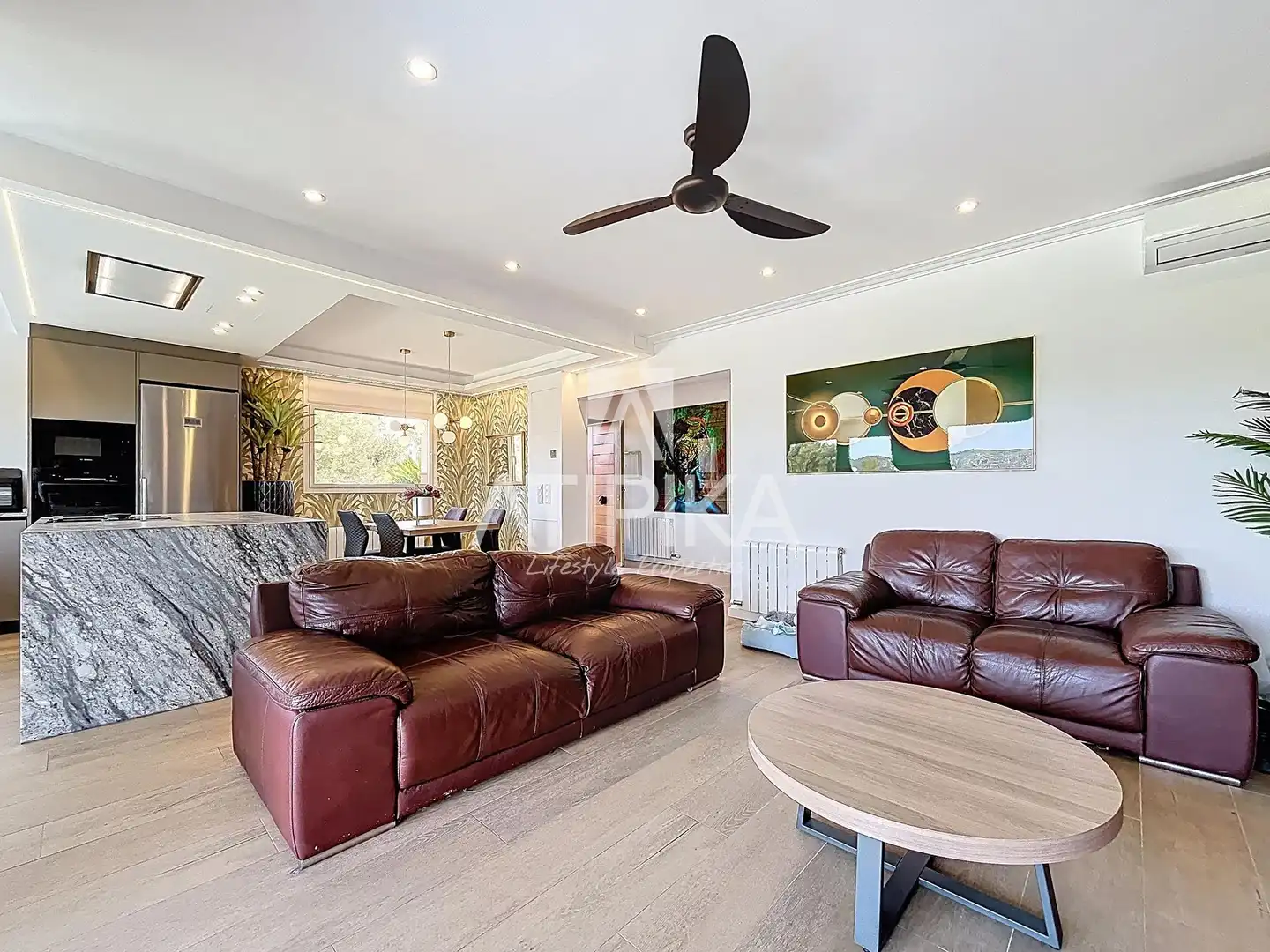 Living room of Houses for sale in Sant Pere de Ribes  with Swimming Pool, Oven and Washing machine