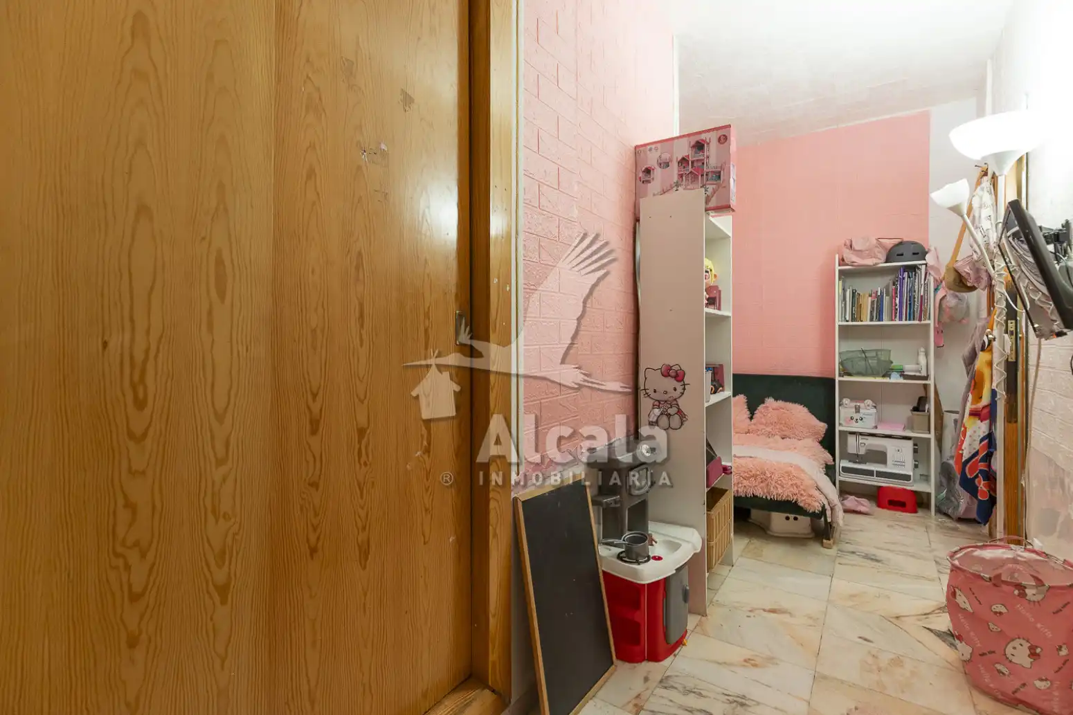 Bedroom of Flat for sale in Campo Real  with Air Conditioner, Heating and Terrace