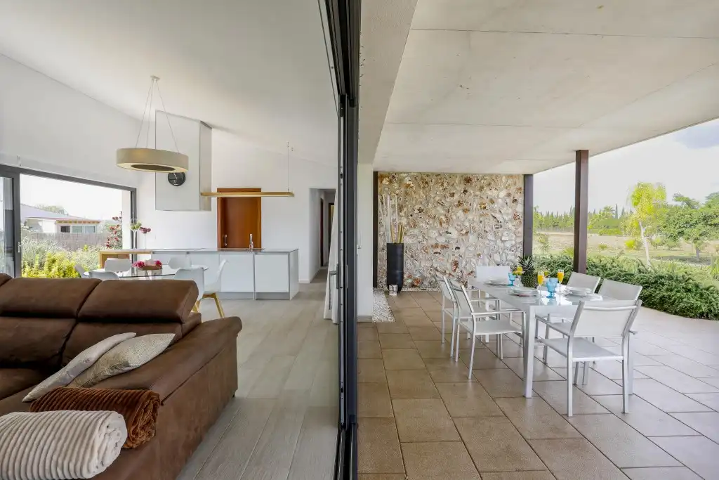 Terraza de Finca rústica en venta en Sa Pobla con Aire acondicionado, Jardín privado y Terraza