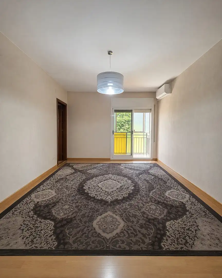 Sala de estar de Ático en venta en Santa Coloma de Gramenet con Balcón