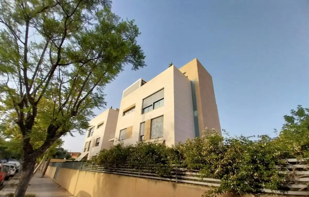 Exterior view of Duplexes for sale in Centro  