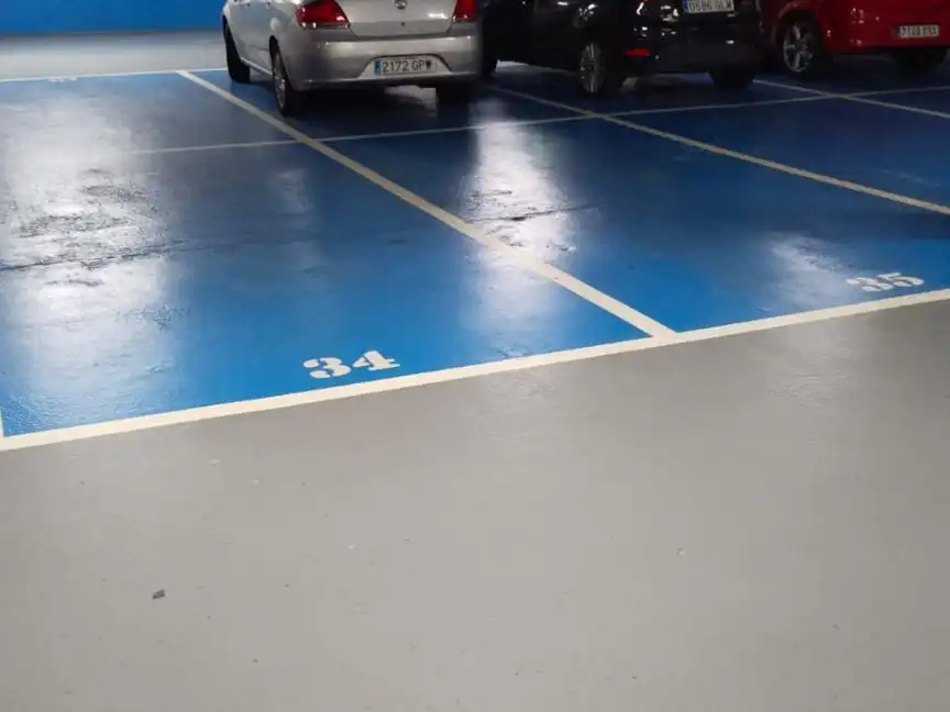 Garaje de alquiler en Avenida del Llano, 67, Llano