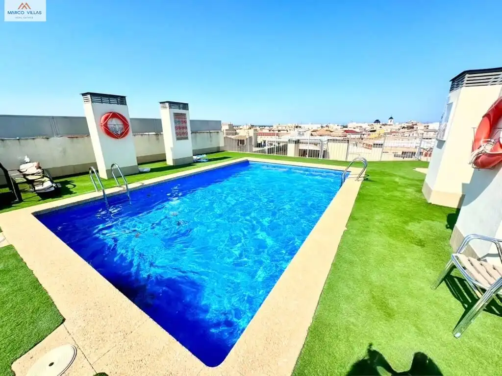 Piscina de Planta baja en venta en Dolores con Aire acondicionado y Piscina comunitaria
