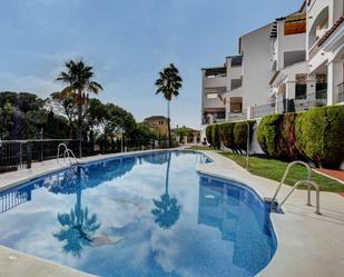 Piscina de Apartament en venda en Benalmádena amb Aire condicionat, Calefacció i Jardí privat