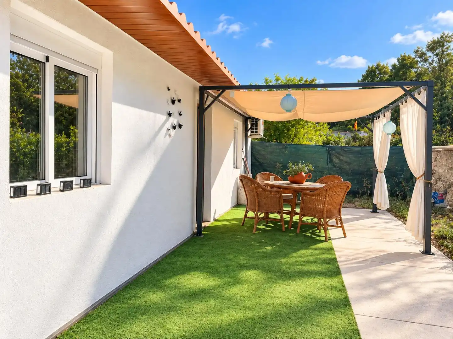 Casa rústica amb piscina en venda a N/A