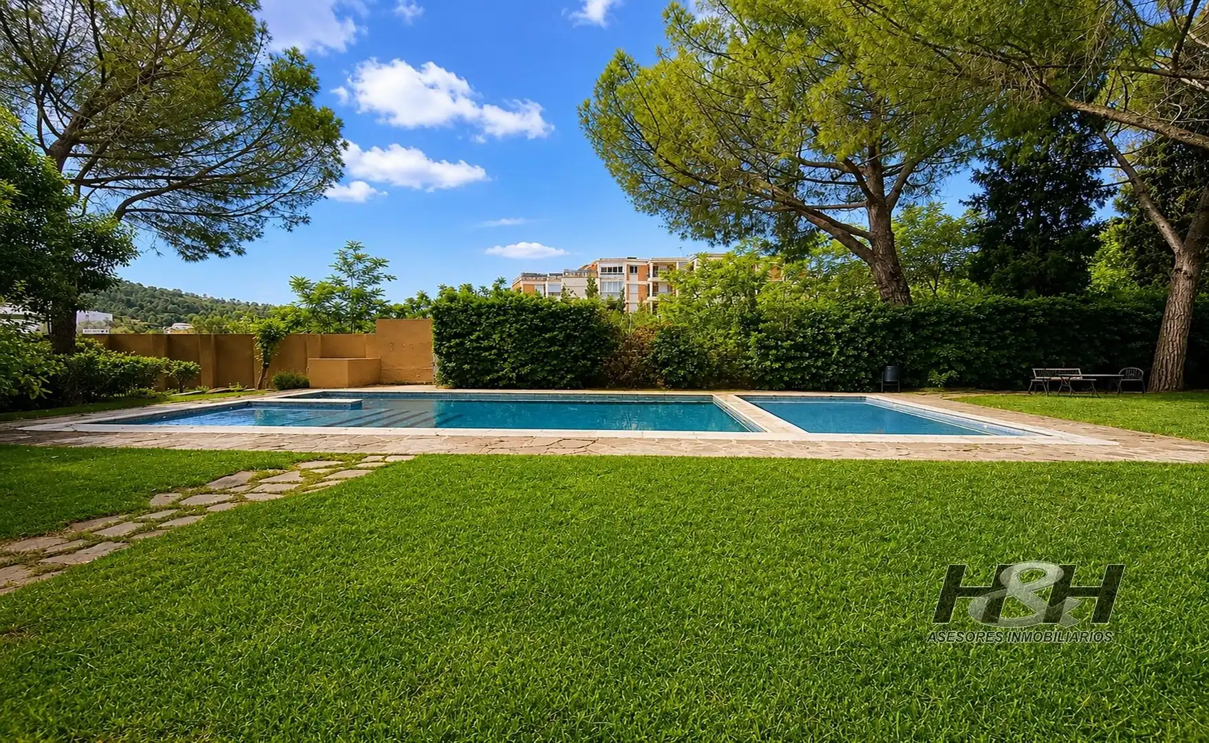 Piscina de Piso en venta en Náquera con Jardín privado, Terraza y Balcón