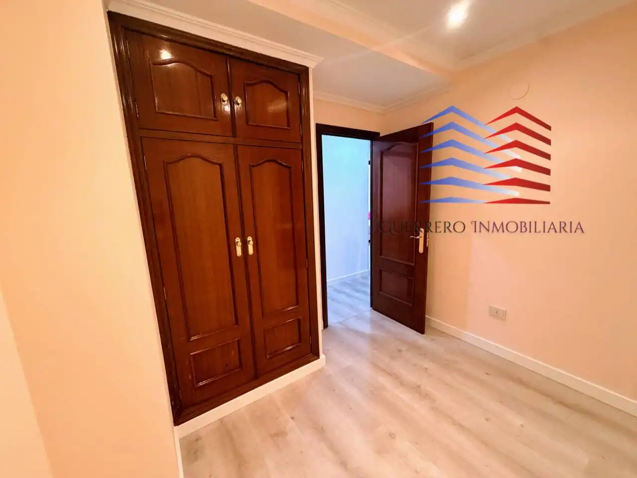 Bedroom of Flat for rent in Ourense Capital   with Heating, Terrace and Furnished