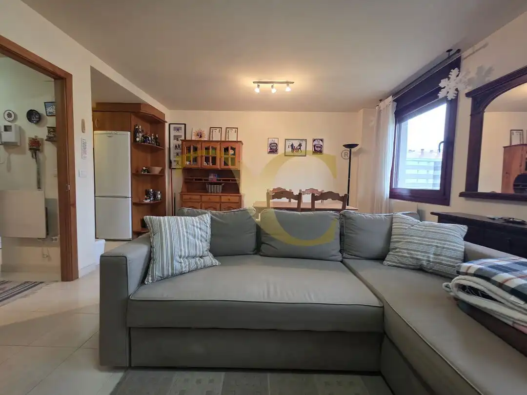 Living room of Duplexes for sale in Puebla de Lillo  with Heating, Storage room and Furnished