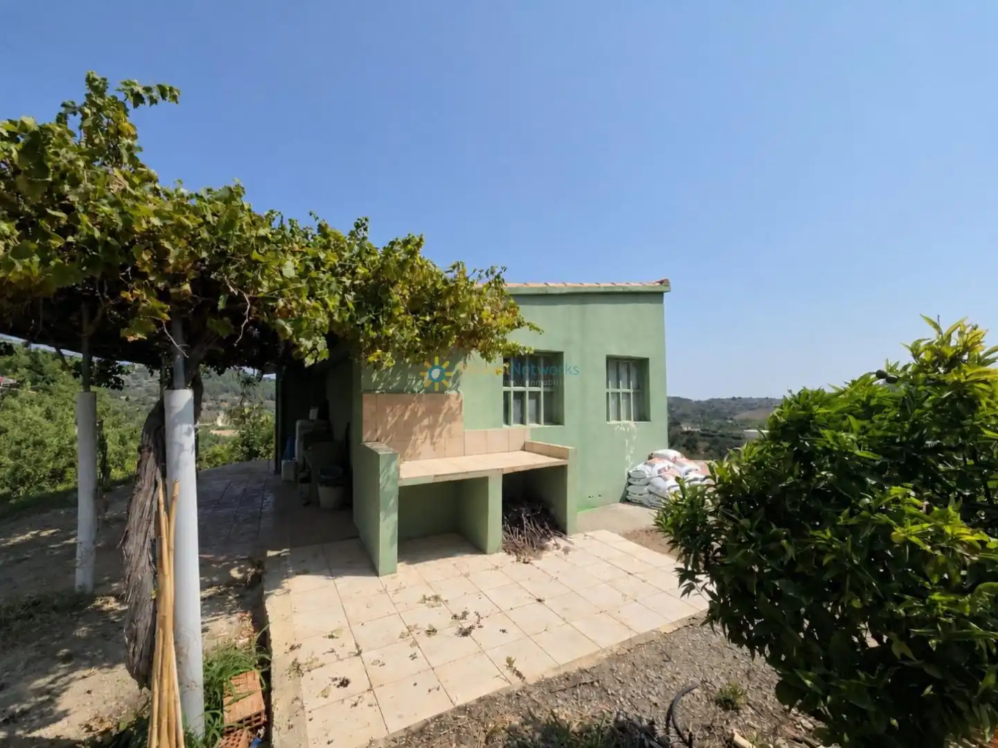 Vista exterior de Finca rústica en venda en Sellent amb Terrassa, Traster i Piscina