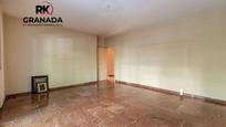Bedroom of Flat for sale in  Granada Capital  with Terrace