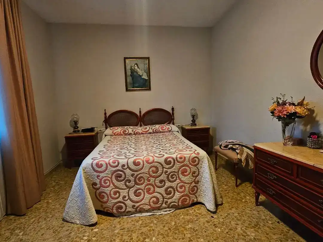 Dormitori de Pis en venda en Espartinas amb Aire condicionat, Jardí privat i Piscina