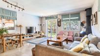 Living room of House or chalet for sale in Sant Cugat del Vallès  with Air Conditioner and Swimming Pool