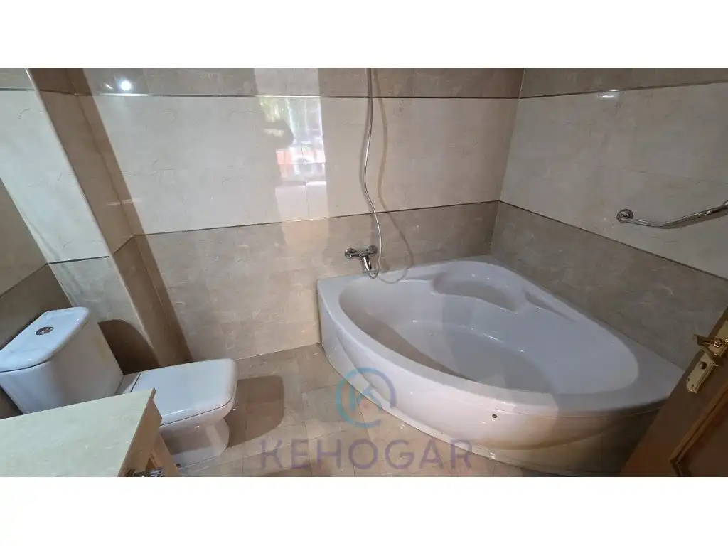 Bany de Casa o xalet en venda en Dos Hermanas