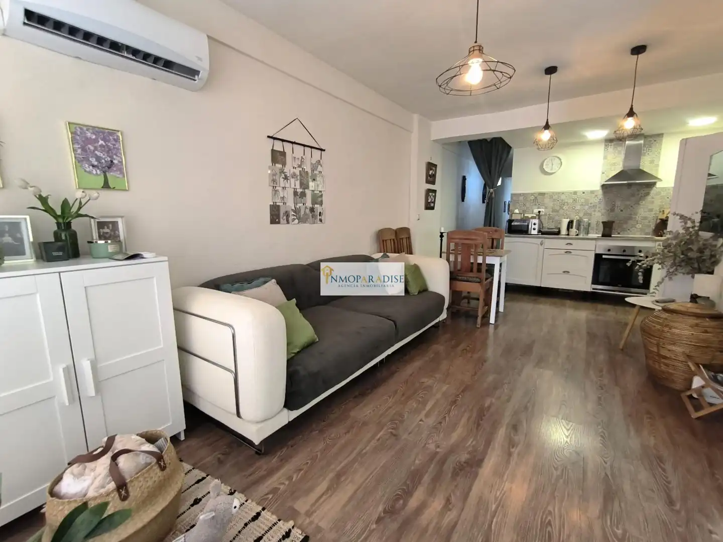 Flat for sale in Calle de Alcalá Galiano, Carolinas Bajas