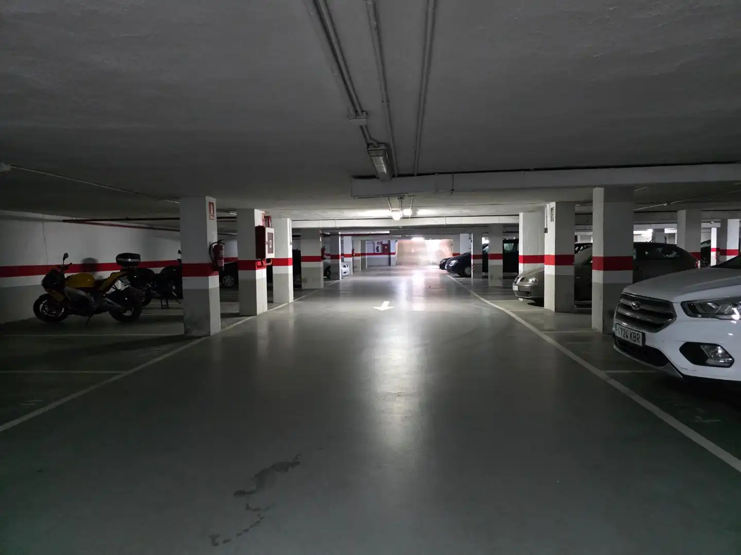 Aparcament de Àtic de lloguer en Madrid amb Aire condicionat, Calefacció i Terrassa
