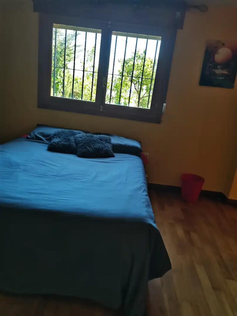 Dormitori de Casa o xalet en venda en Málaga amb Calefacció, Jardí privat i Parquet