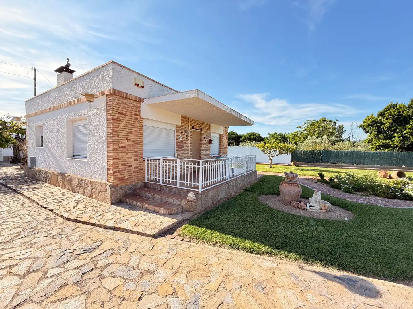Exterior view of Houses for rent in Aldover  with Private garden, Storage room and Swimming Pool