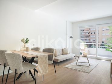 Flat with lift for sale in Fuencarral - El Pardo