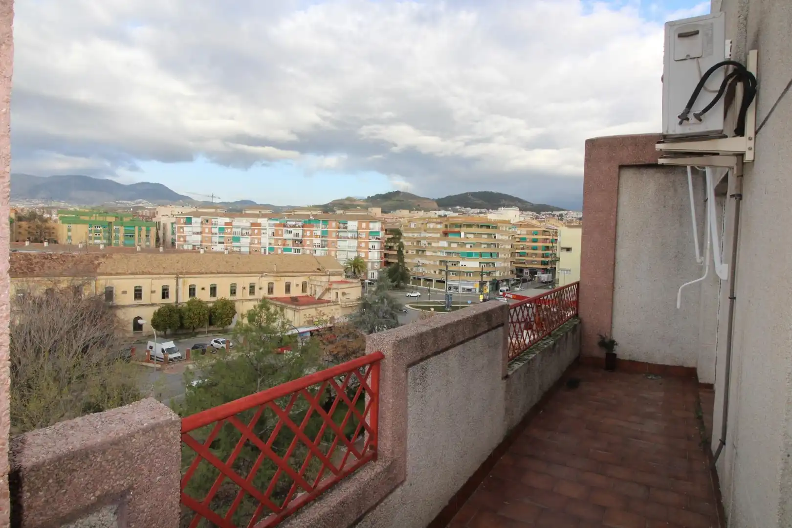 Habitación de Piso de alquiler en Granada con Aire acondicionado, Calefacción y Terraza