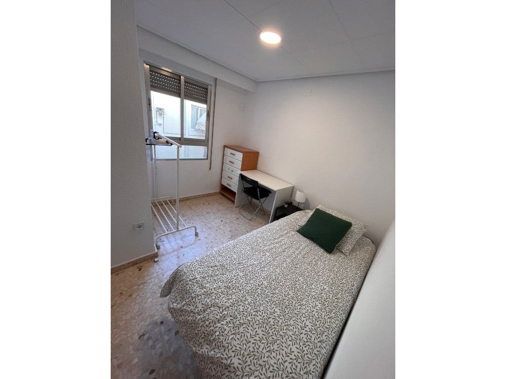 Dormitori de Pis en venda en  Valencia Capital