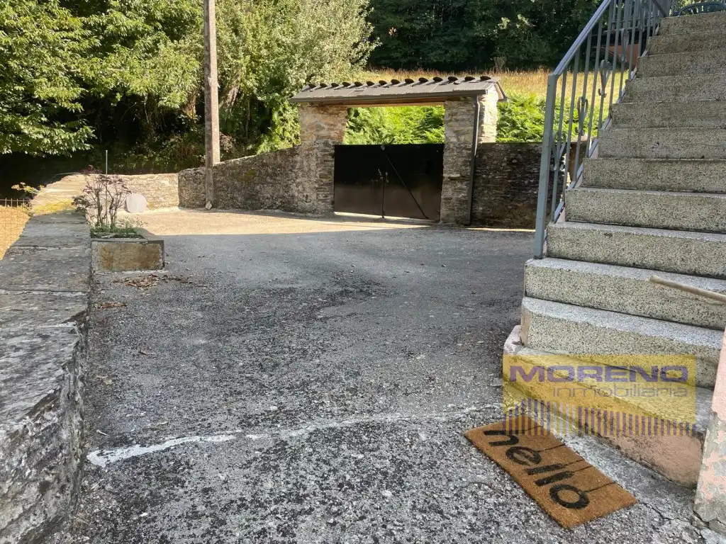 Parking de Finca rústica en venta en O Incio 