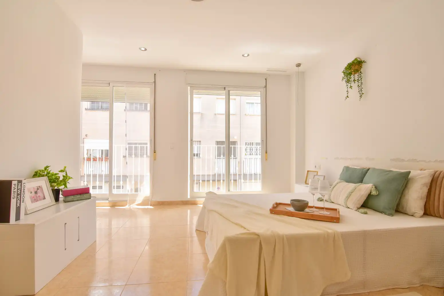 Bedroom of Detached homes for sale in Emperador  with Heating, Terrace and Balcony