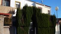 Vista exterior de Casa adosada en venda en Mairena del Aljarafe