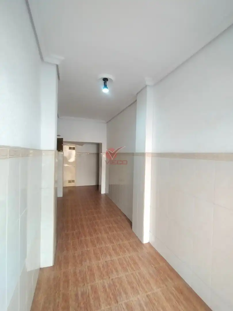 Piso en venta en Cuenca con Calefacción, Terraza y Amueblado