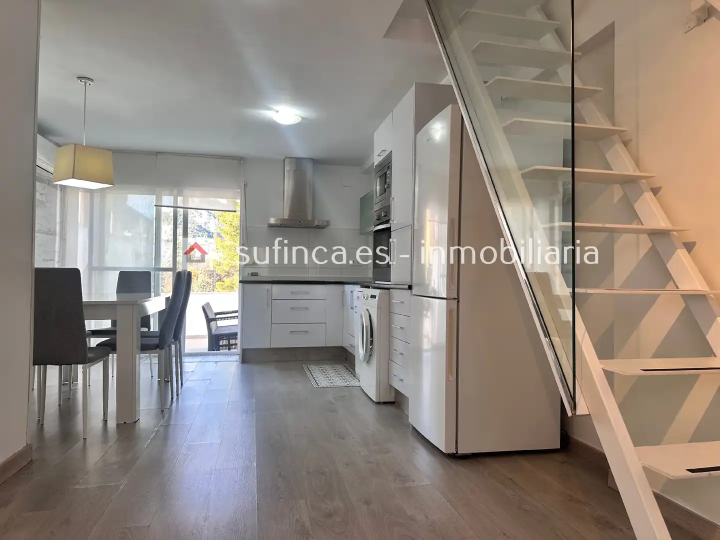 Chalet con jardín en alquiler en Centre - Zona Alta, imagen 2