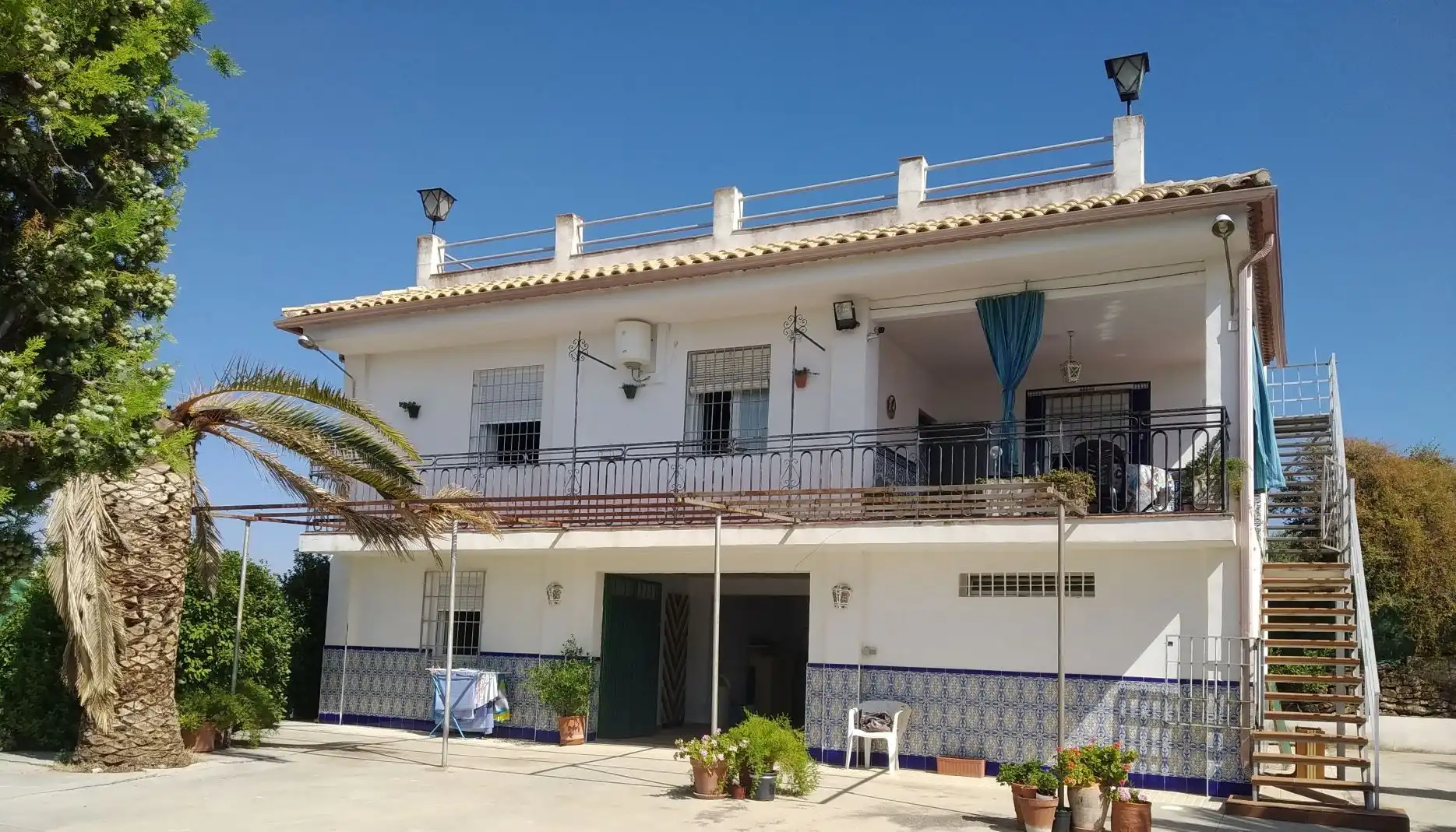 Vista exterior de Casa o xalet en venda en Úbeda amb Aire condicionat, Terrassa i Traster