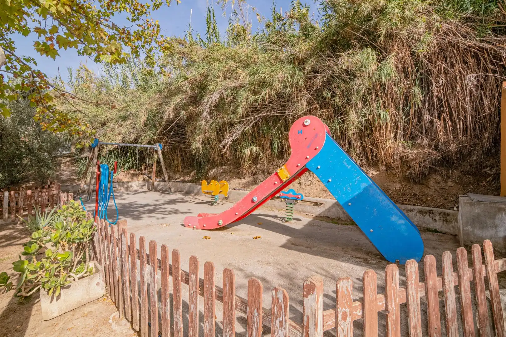 Jardín de Finca rústica en venta en La Zubia