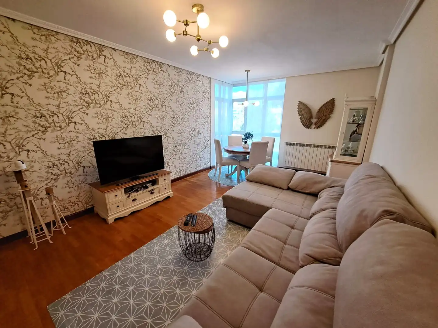 Sala de estar de Piso en venta en Haro con Calefacción, Terraza y Trastero