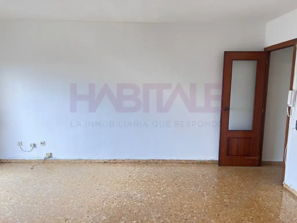 Habitación de Piso en venta en Benetússer