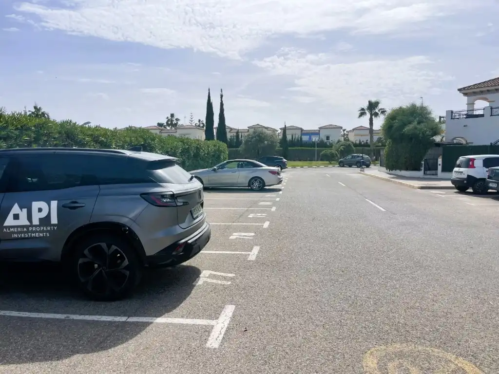 Parking de Apartamento en venta en Vera con Aire acondicionado, Terraza y Amueblado