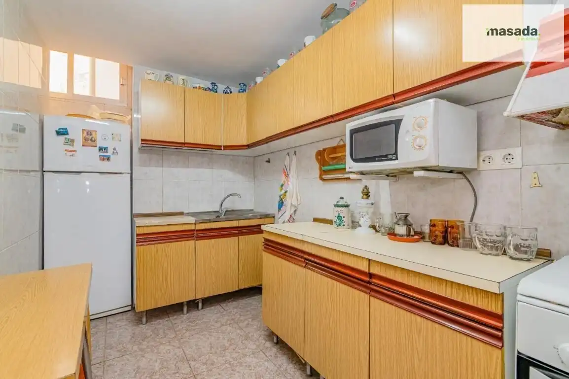 Cocina de Casa adosada en venta en Montefrío
