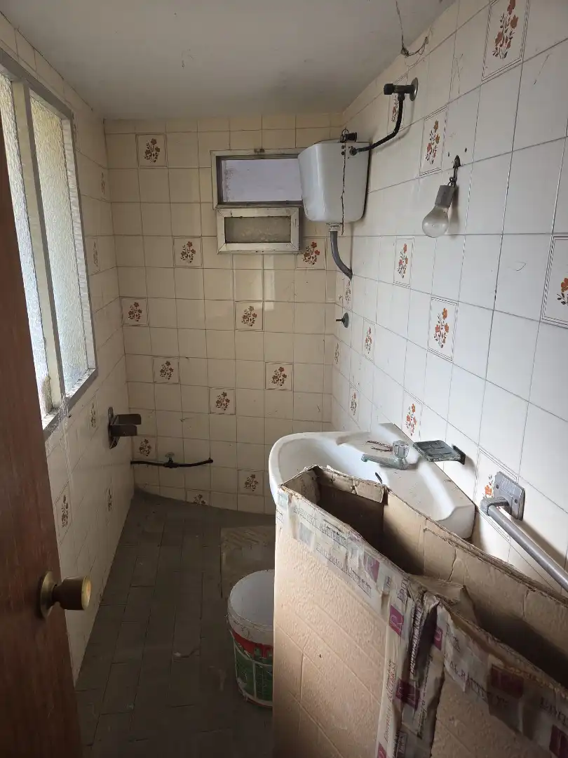 Baño de Edificio en venta en Navalcarnero