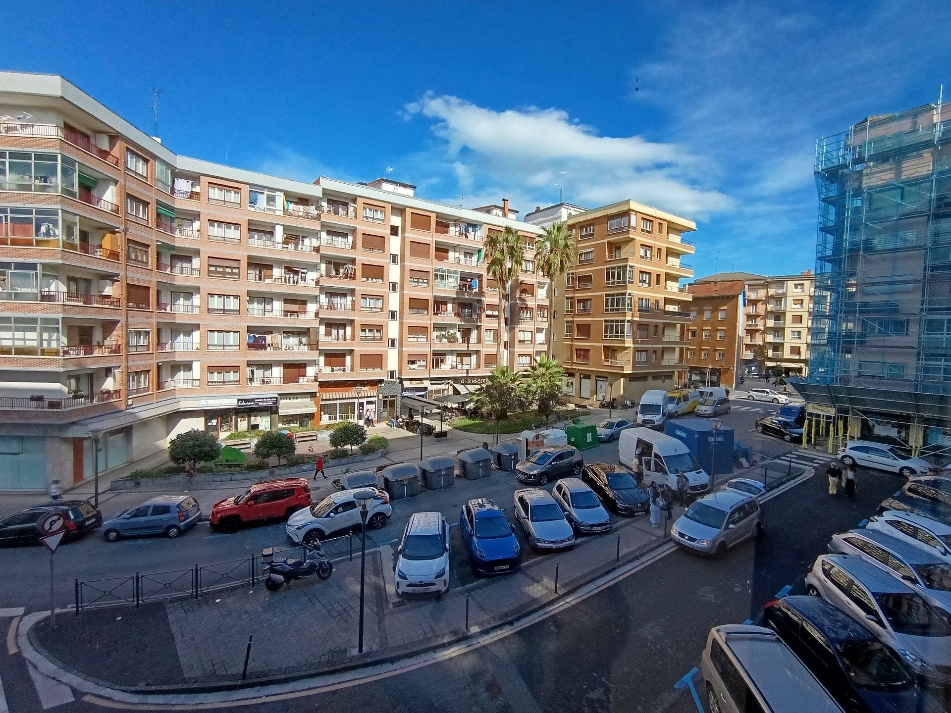 Vista exterior de Piso en venta en Irun  con Calefacción, Terraza y Trastero