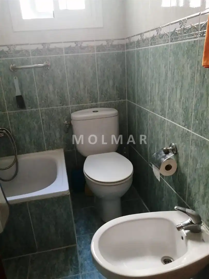 Baño de Piso en venta en Cullera con Aire acondicionado, Amueblado y Horno