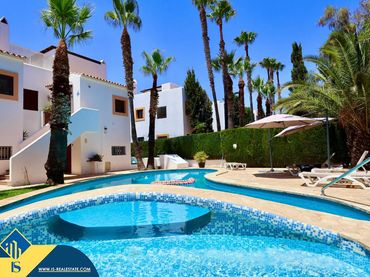Wohnung mit Pool zum Verkauf in Santa Eulària