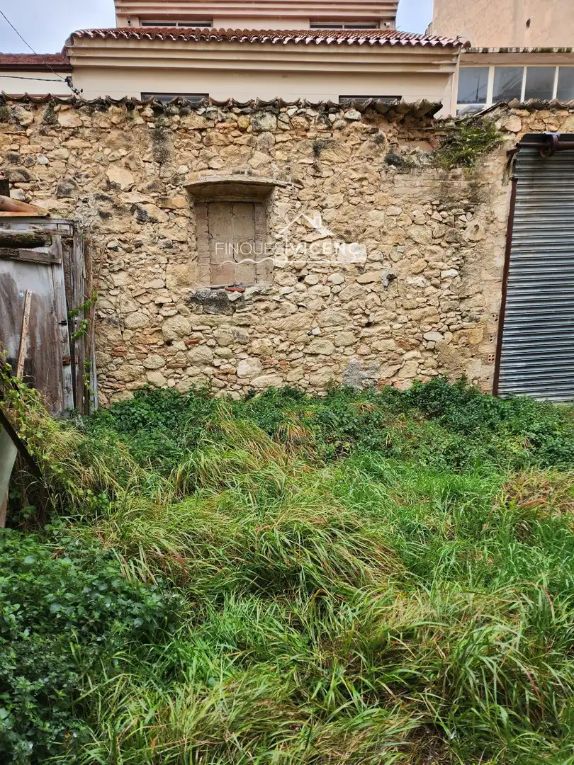 Land for sale in Bisbe Catala, Calafell Poble