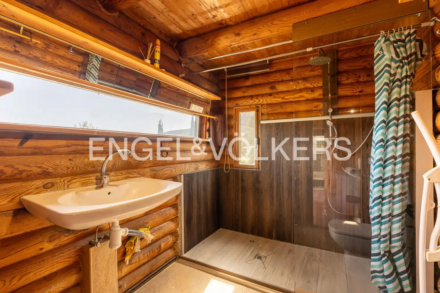 Bathroom of Houses for sale in Alcoy / Alcoi  with Air Conditioner, Heating and Private garden