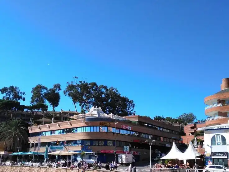 Außenansicht von Büro zum Verkauf in Lloret de Mar mit Heizung, Möbliert und Internet